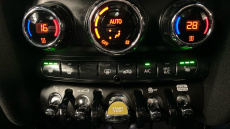 MINI Hatchback 135kW Cooper S Level 3 33kWh 3dr Auto Electric Hatchback